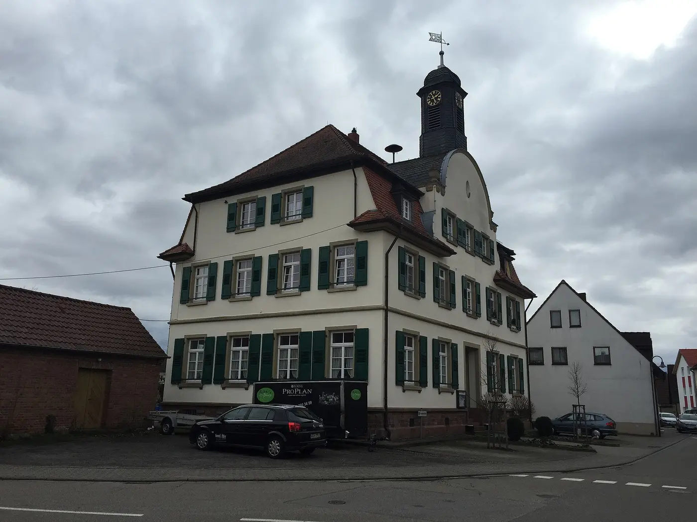 Altes Rathaus und ehemaliges Schulhaus von Blankenloch-Büchig