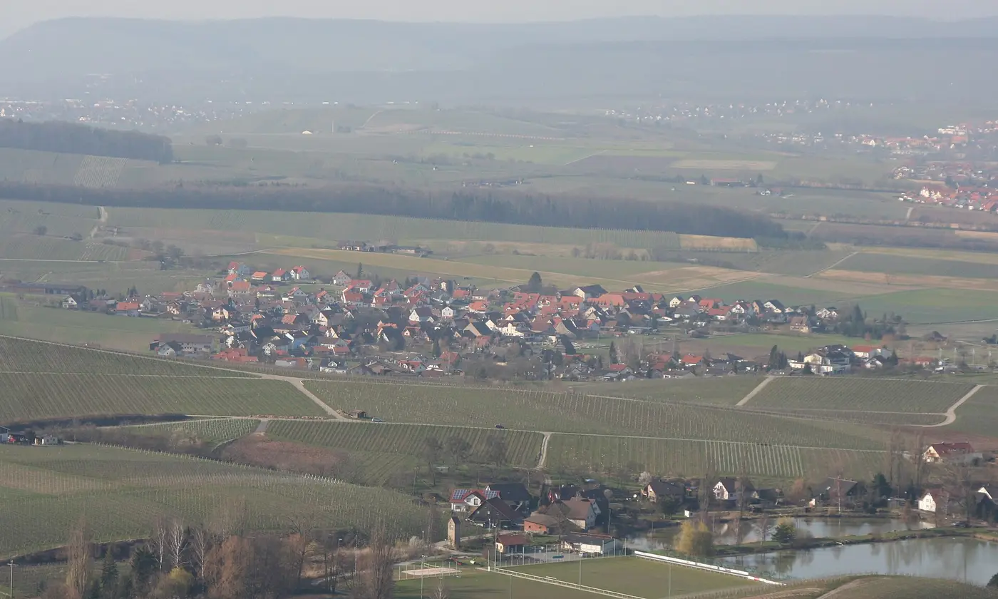 Löwenstein -Hößlinsülz von Löwenstein aus gesehen