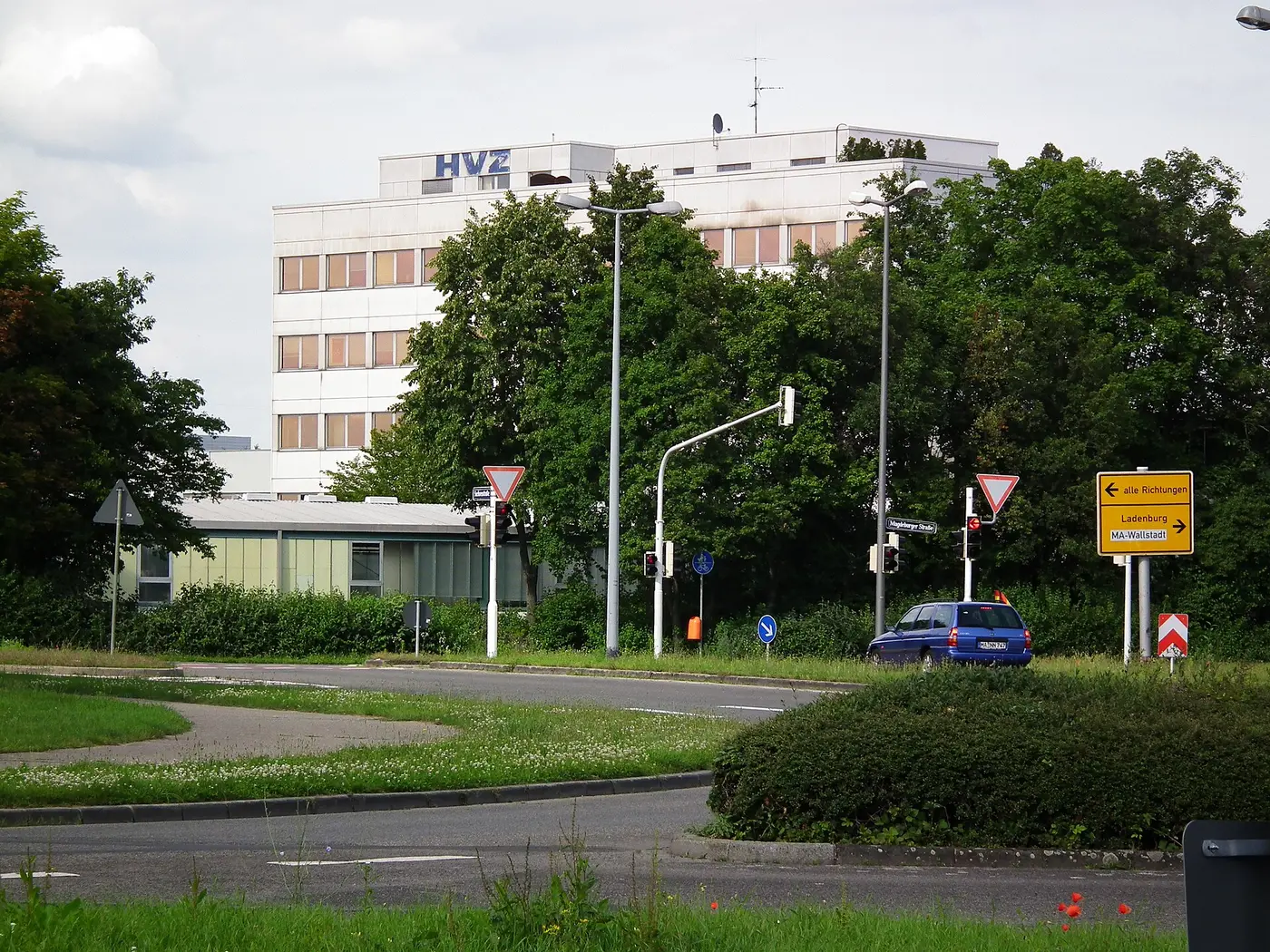 HVZ Handelsvertreterzentrum in Mannheim-Vogelstang / Mannheim Käfertal (Baden-Württemberg, Deutschland)