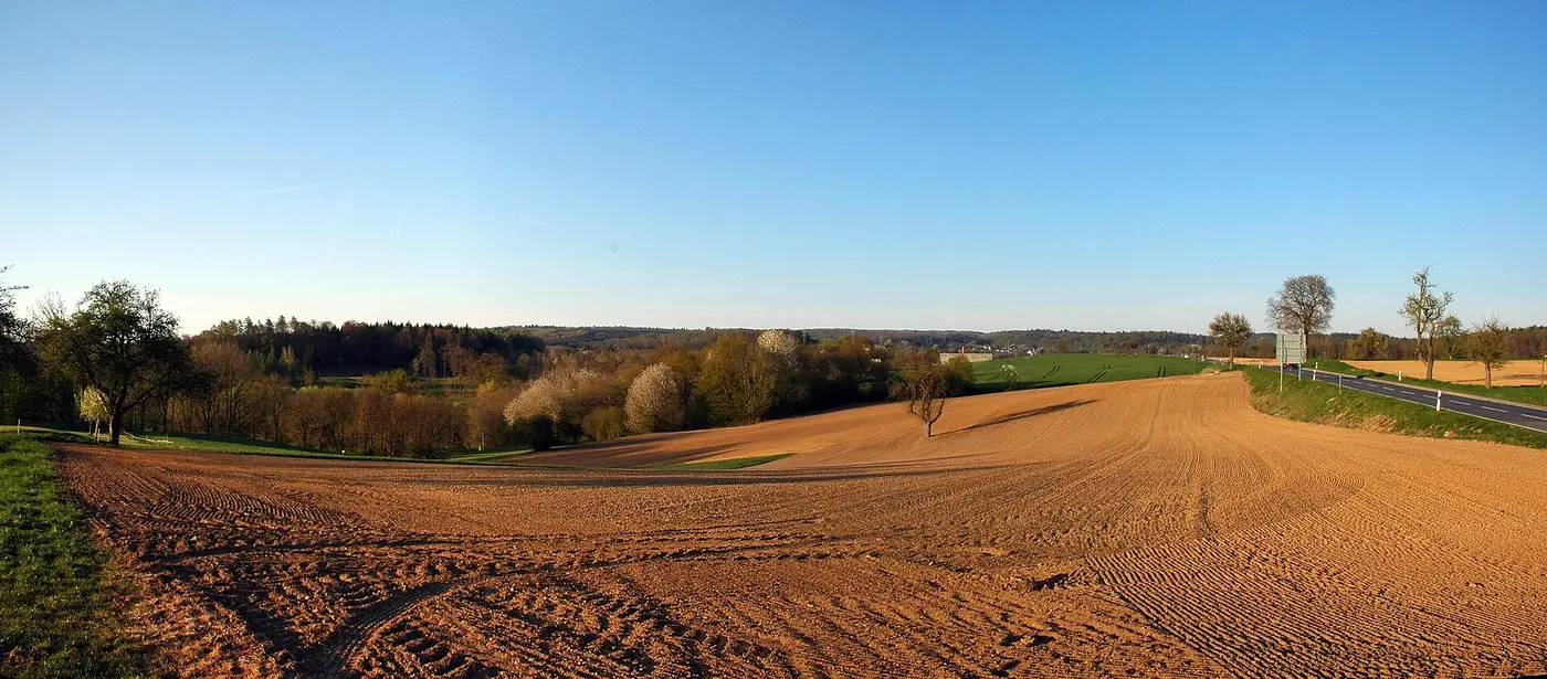 Kraichgau - Lobbach - Feld gepflügt