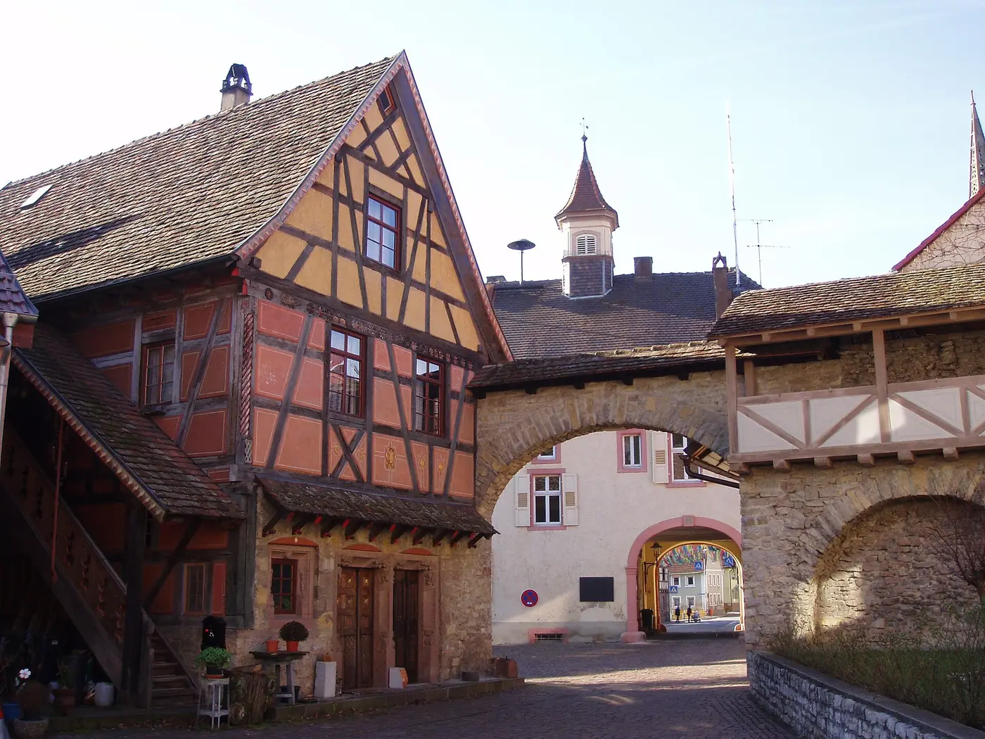 ehemalige Synagoge am Stadttor in Obergrombach