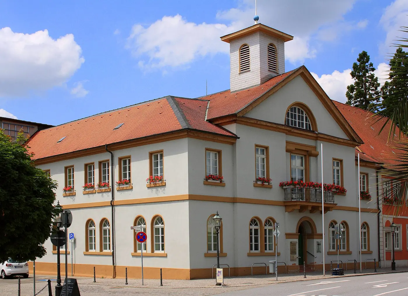 Schwetzingen , Rathaus