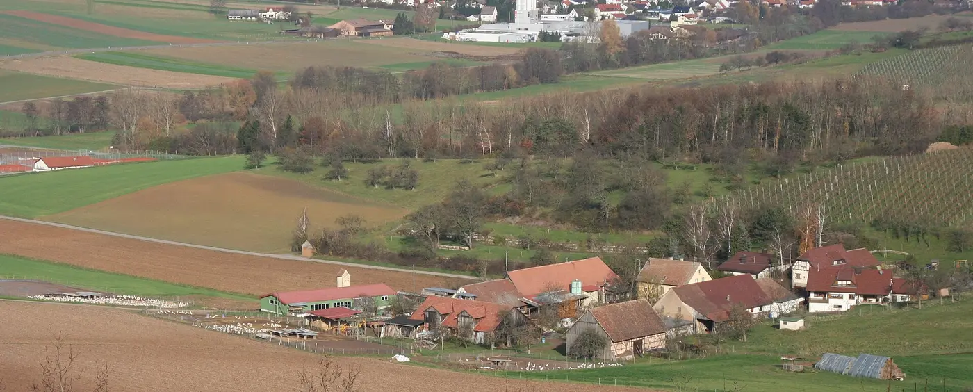 Abstatt -Vohenlohe, von der Burgruine Helfenberg gesehen. Im Hintergrund Teile von …